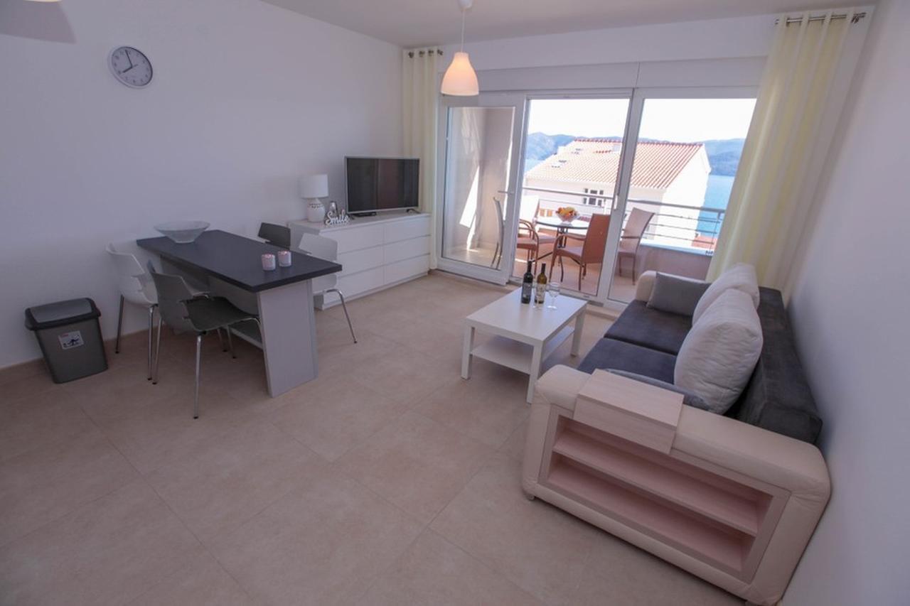 Apartments Zoya 克勒克 外观 照片