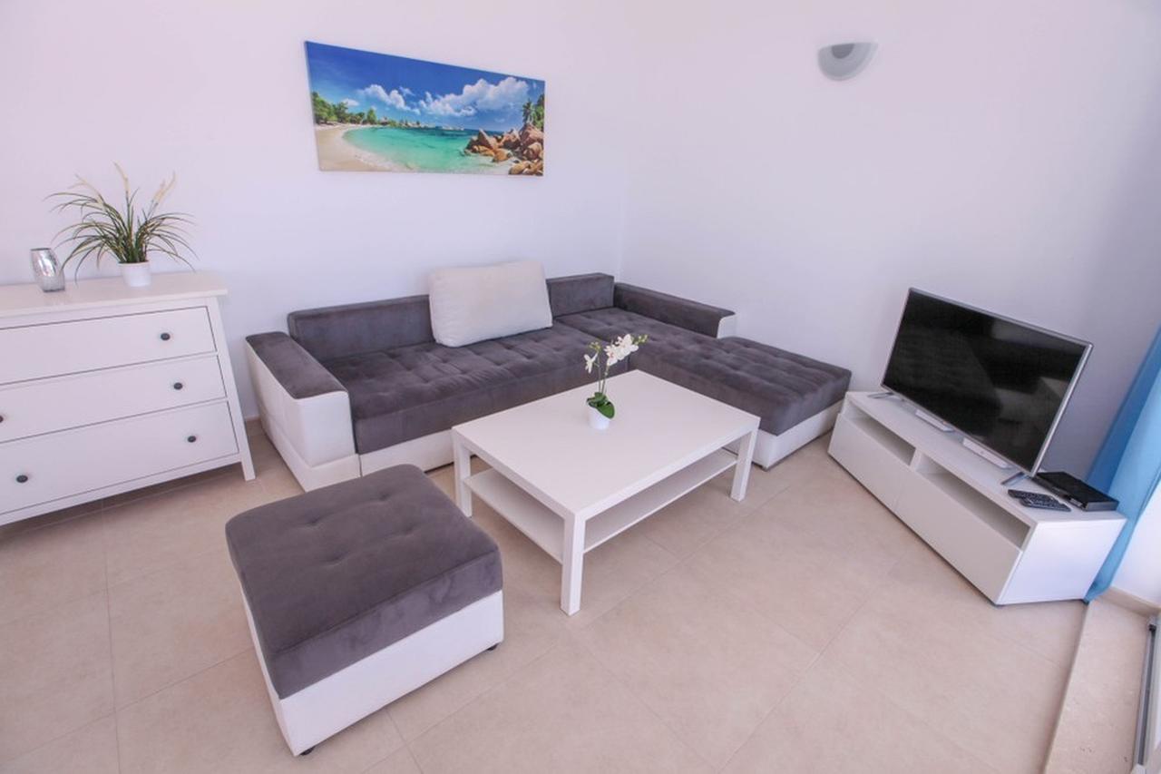 Apartments Zoya 克勒克 外观 照片