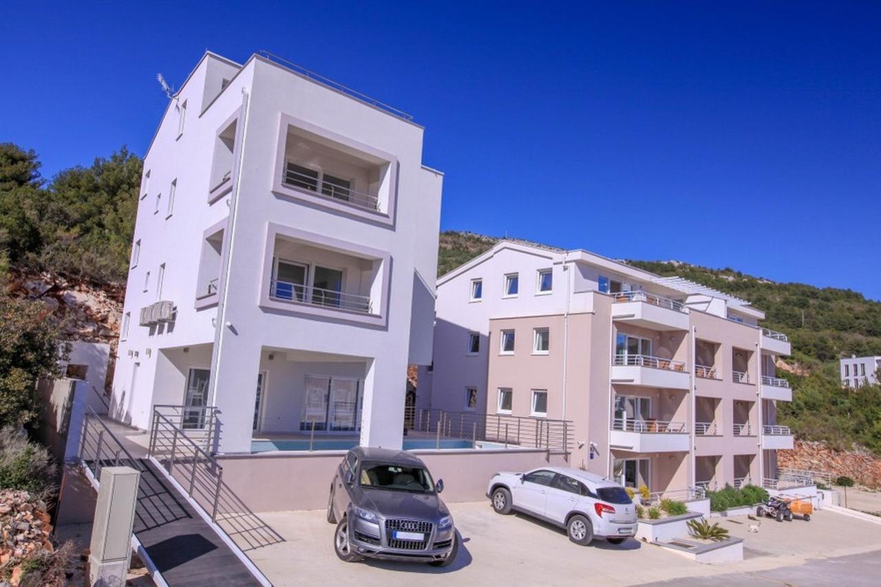 Apartments Zoya 克勒克 外观 照片