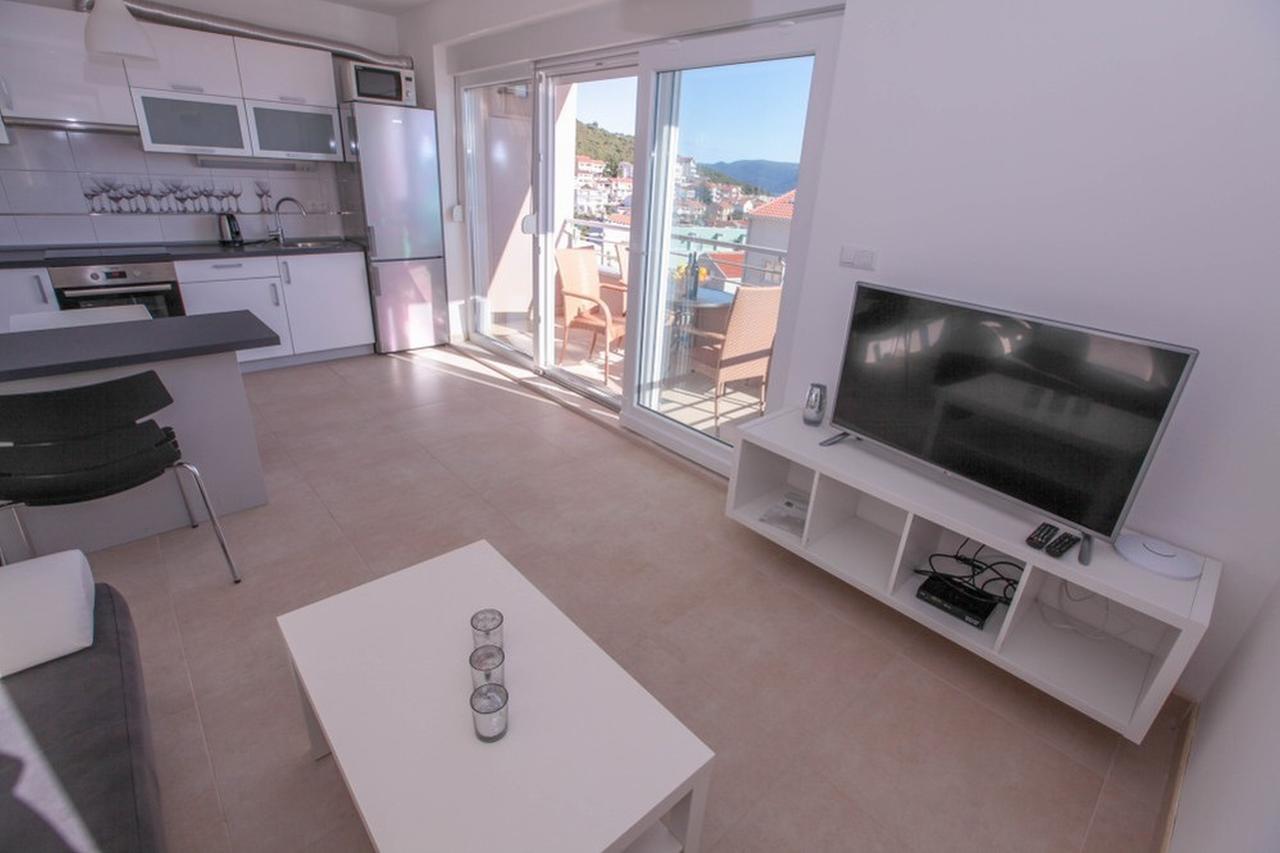 Apartments Zoya 克勒克 外观 照片