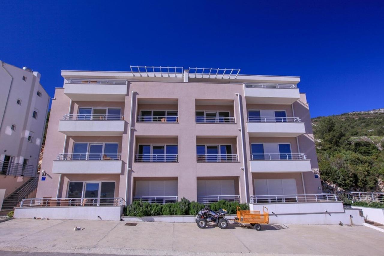 Apartments Zoya 克勒克 外观 照片